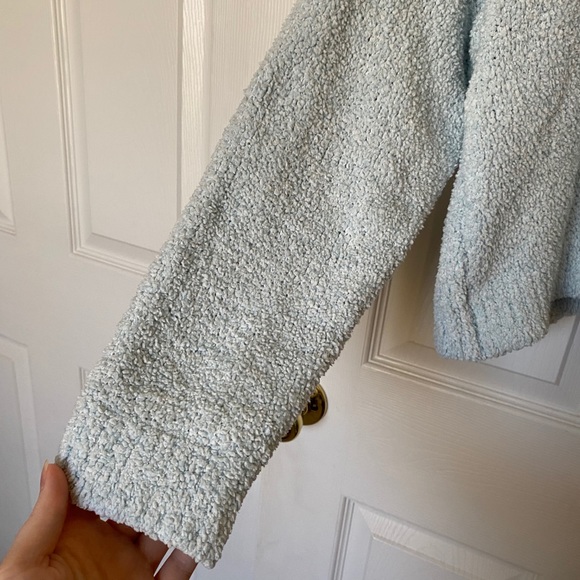 Forever 21 blue cropped teddy sweater - Picture 4 of 8